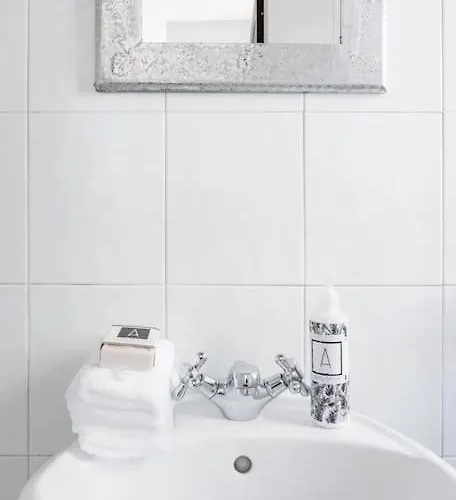 Authentic Seafront Experience *