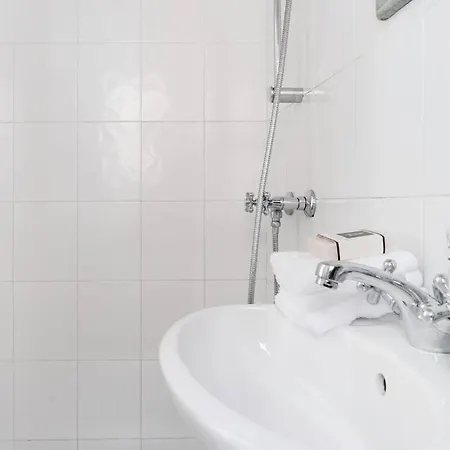 Apartament Authentic Seafront Experience