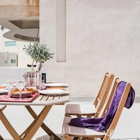 Authentic Seafront Experience Apartament Sliema