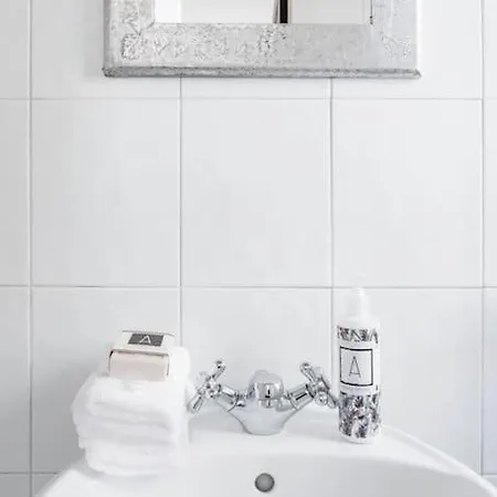 Authentic Seafront Experience *