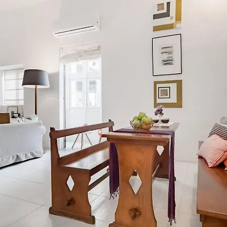 Authentic Seafront Experience Sliema