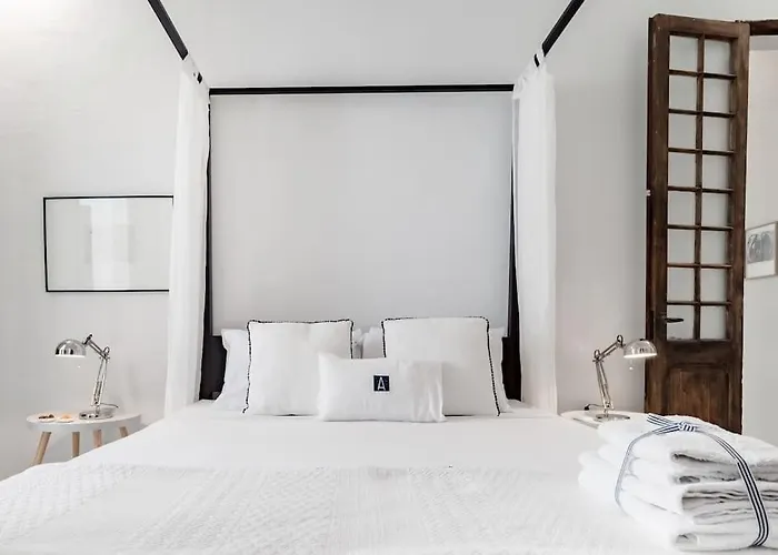 Authentic Seafront Experience Sliema